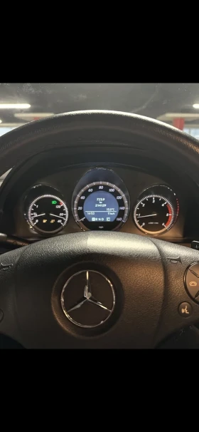 Mercedes-Benz C 220, снимка 5
