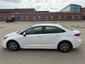 Toyota Corolla Hybrid LE * * CARFAX * * АВТО КРЕДИТ * * , снимка 4