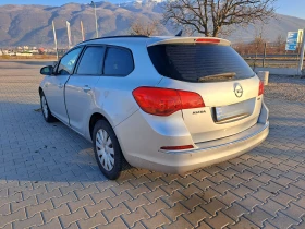 Opel Astra Sports Tourer, снимка 5