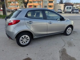 Mazda 2 1.3i - 2250 € / 4400.62 лв. - 82636019 3