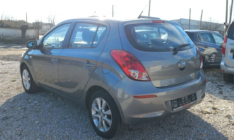 Hyundai I20 1.25 86к.с, снимка 4 - Автомобили и джипове - 48591409