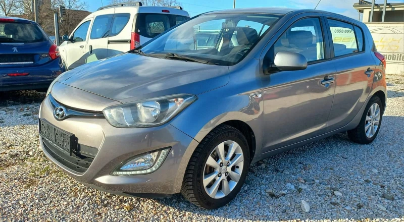 Hyundai I20 1.25 86к.с, снимка 7 - Автомобили и джипове - 48591409