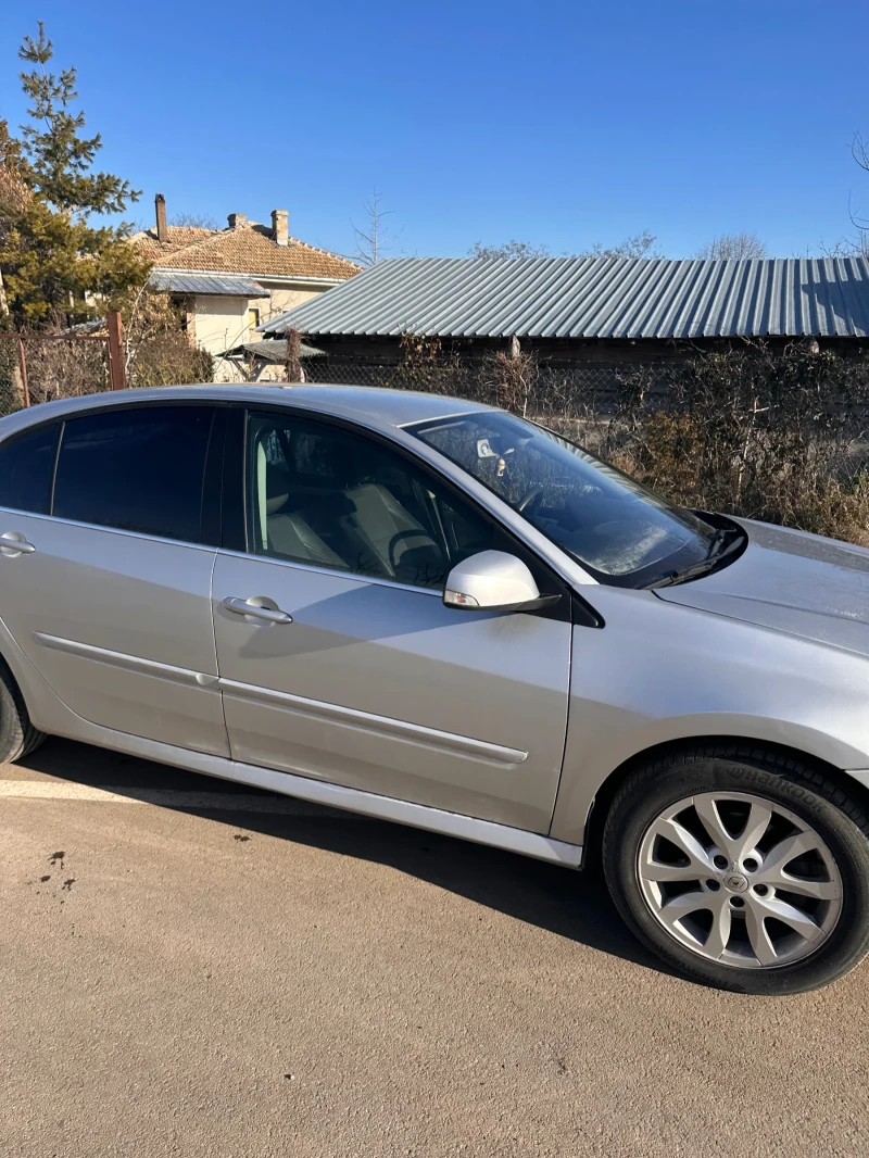 Renault Laguna Renault Laguna III 2.0 16V Turbo Газ/Бензин, снимка 3 - Автомобили и джипове - 48956680