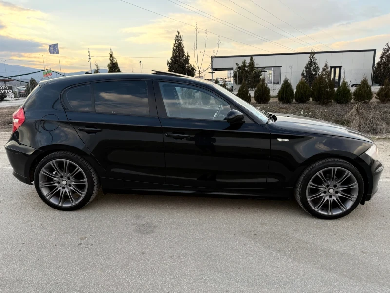 BMW 116 BLACK EDiTiON/FACELiFT/TOP/FULL, снимка 4 - Автомобили и джипове - 48982116