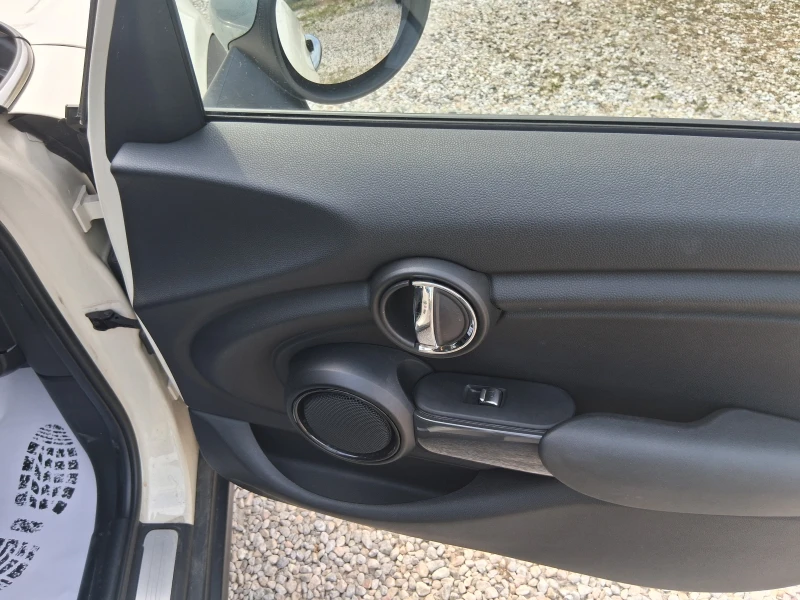 Mini Cooper 1.5 d, снимка 10 - Автомобили и джипове - 51044091