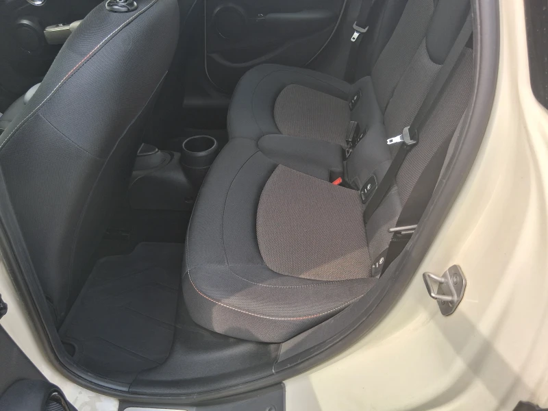 Mini Cooper 1.5 d, снимка 11 - Автомобили и джипове - 51044091