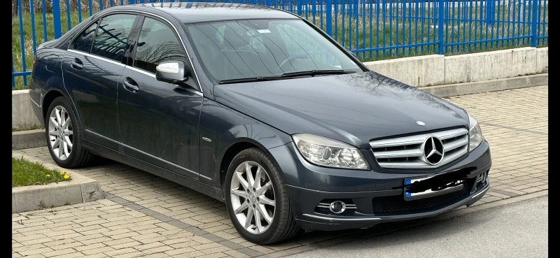 Mercedes-Benz C 320 4matic, снимка 12 - Автомобили и джипове - 51218367