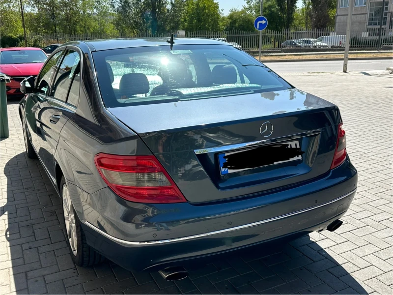 Mercedes-Benz C 320 4matic, снимка 9 - Автомобили и джипове - 51218367