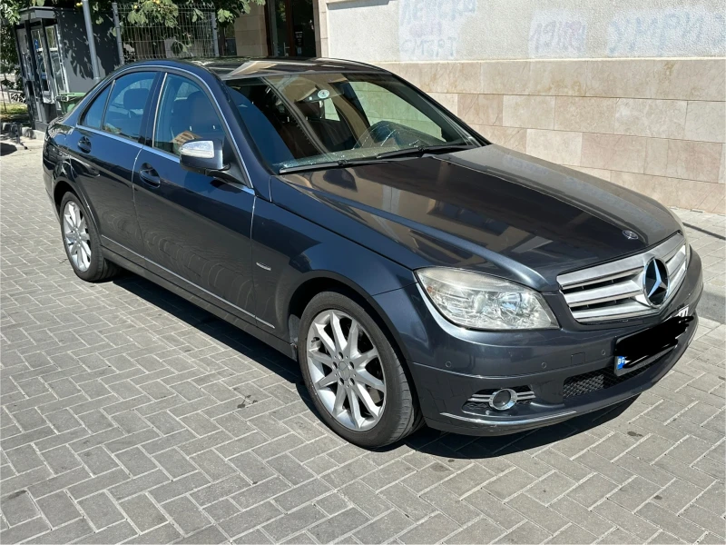 Mercedes-Benz C 320 4matic, снимка 8 - Автомобили и джипове - 51218367