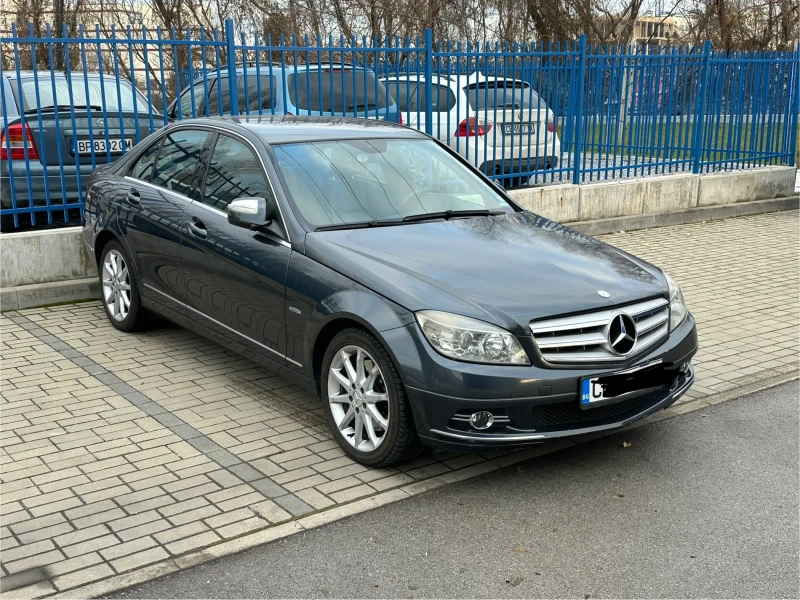 Mercedes-Benz C 320 4matic, снимка 6 - Автомобили и джипове - 51218367