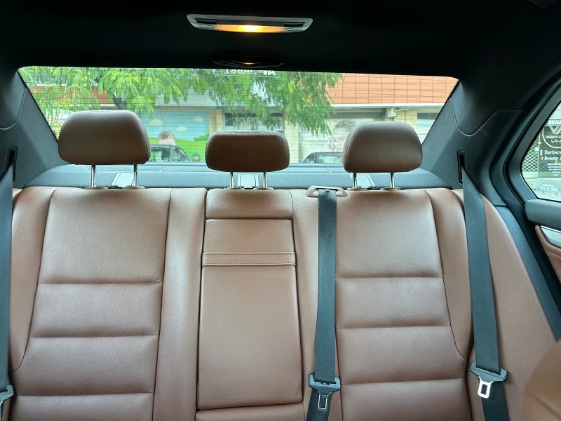 Mercedes-Benz C 320 4matic, снимка 5 - Автомобили и джипове - 51218367