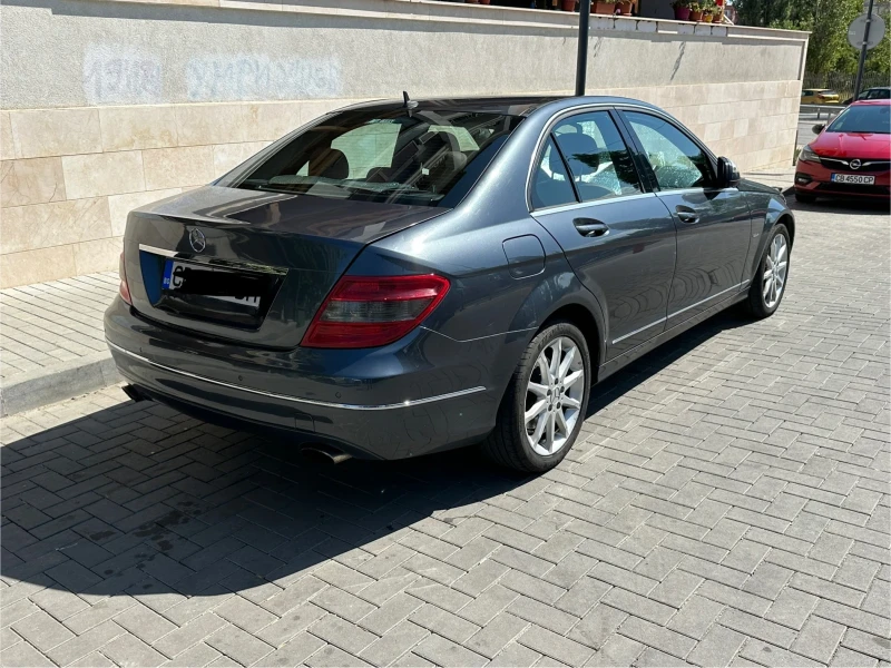 Mercedes-Benz C 320 4matic, снимка 7 - Автомобили и джипове - 51218367