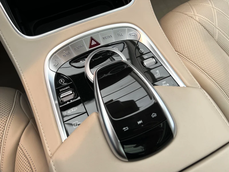 Mercedes-Benz S 560 MAYBACH/4M/DESIGNO/EXCLUSIV/TV/PANO/BURM 3D/HEADUP, снимка 11 - Автомобили и джипове - 51523042