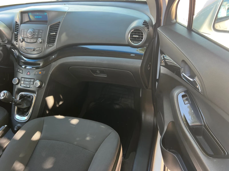 Chevrolet Orlando 2.0CDTI 6+ 1/NAVI/KLIMATRONIK/6sk/UNIKAT, снимка 11 - Автомобили и джипове - 51834514