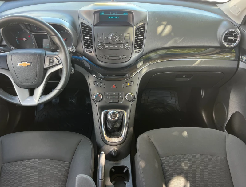 Chevrolet Orlando 2.0CDTI 6+ 1/NAVI/KLIMATRONIK/6sk/UNIKAT, снимка 13 - Автомобили и джипове - 51834514