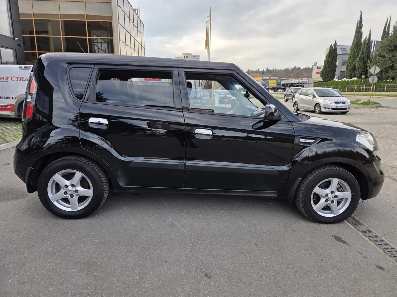 Kia Soul 1, 6 crdi 90hp, снимка 8 - Автомобили и джипове - 52550407