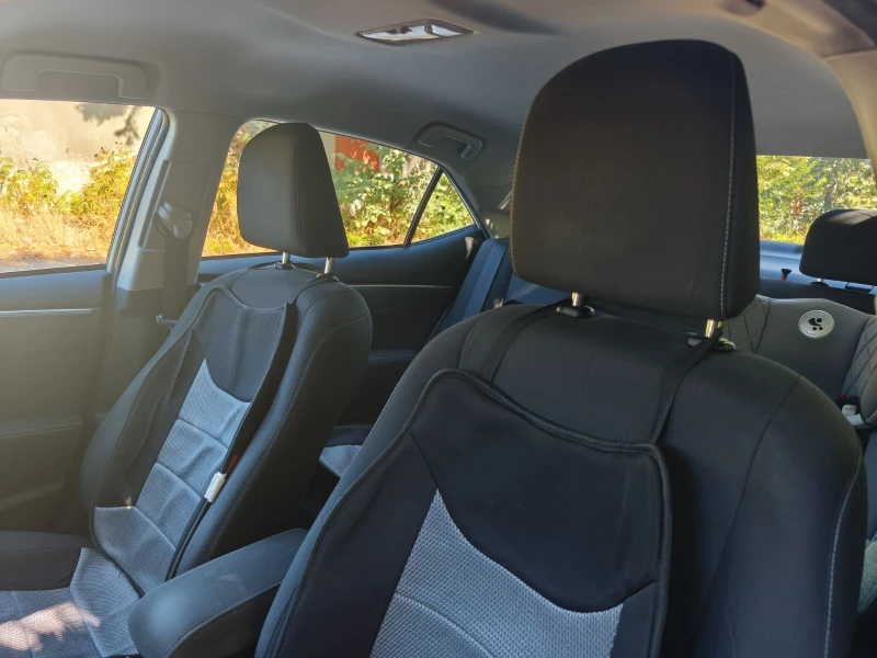 Toyota Corolla, снимка 12 - Автомобили и джипове - 52645337