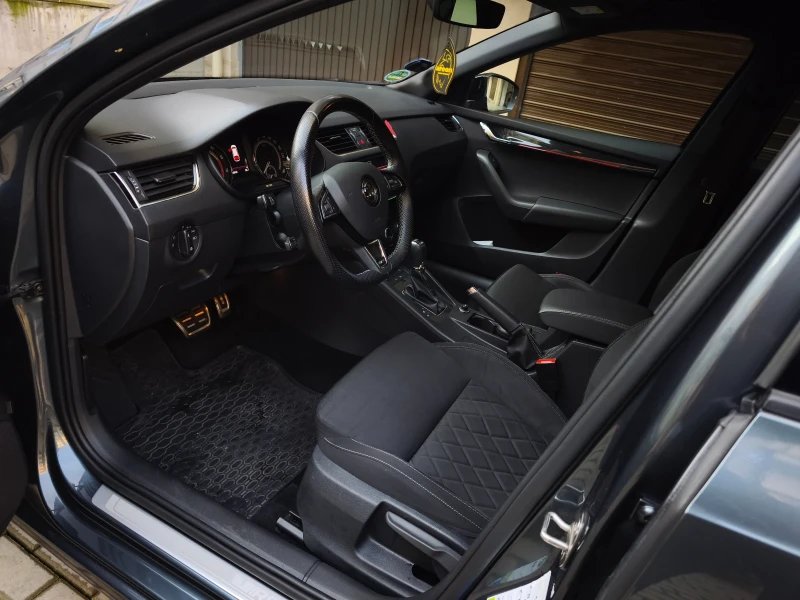 Skoda Octavia Vrs 2.0 tsi, снимка 12 - Автомобили и джипове - 52713473
