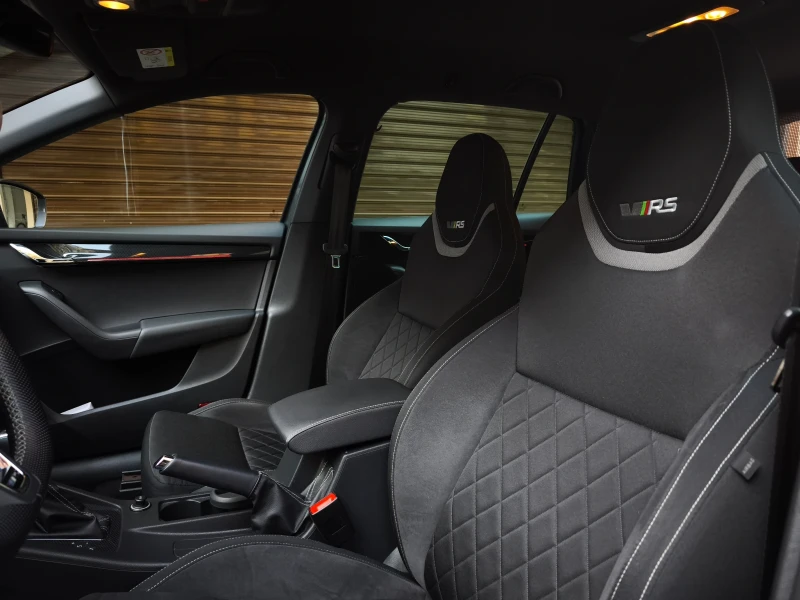 Skoda Octavia Vrs 2.0 tsi, снимка 11 - Автомобили и джипове - 52713473