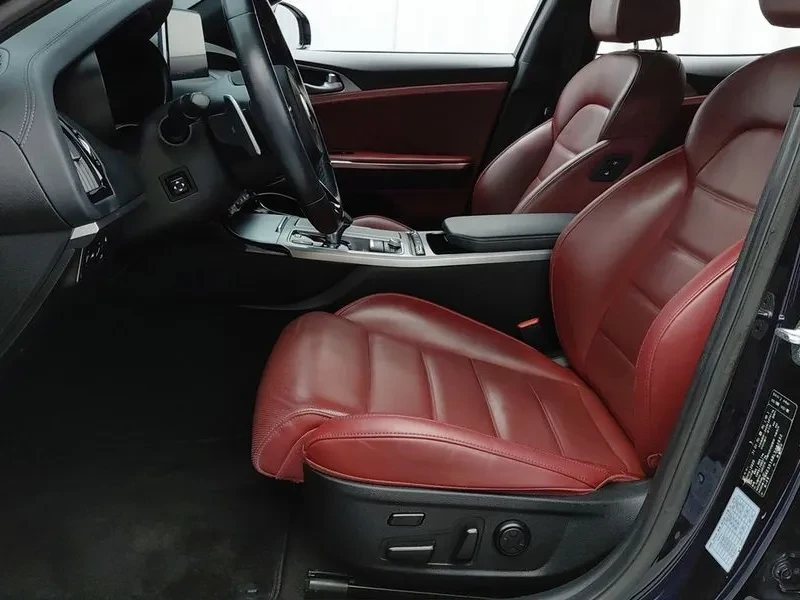 Kia Stinger 2.0 Turbo 2Wd Platinum, снимка 10 - Автомобили и джипове - 55735958