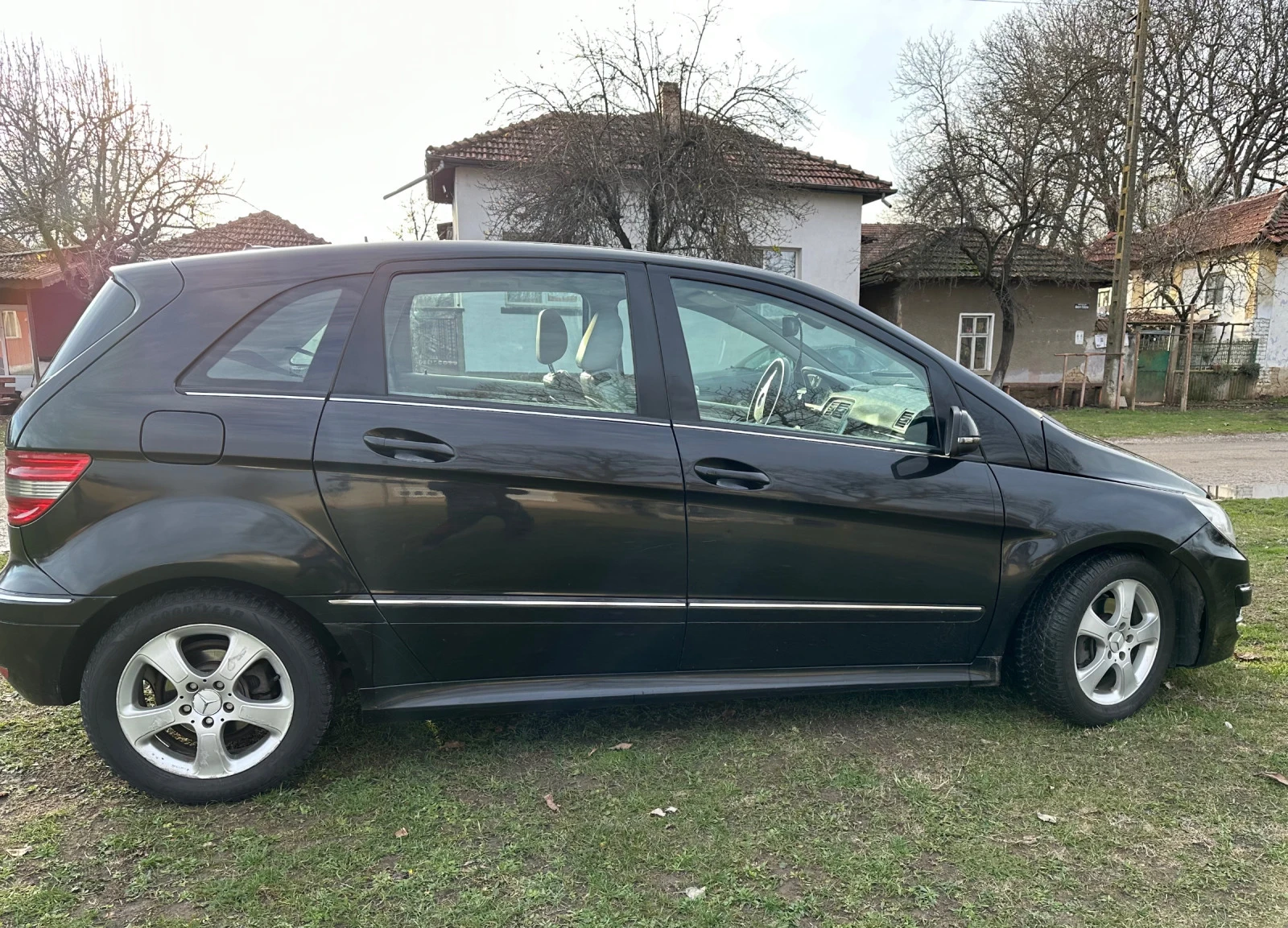 Mercedes-Benz B 200 200CDI - изображение 2