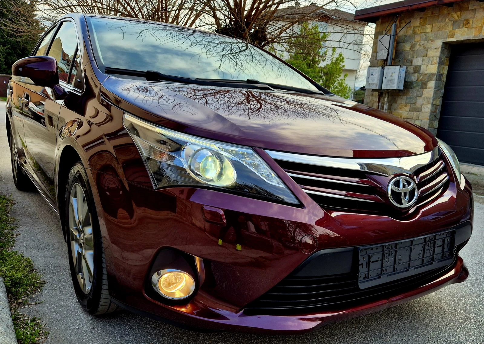 Toyota Avensis 2.0d4d-EXECUTIVE-FACELIFTнави-кожа-6скорости-japan - изображение 8