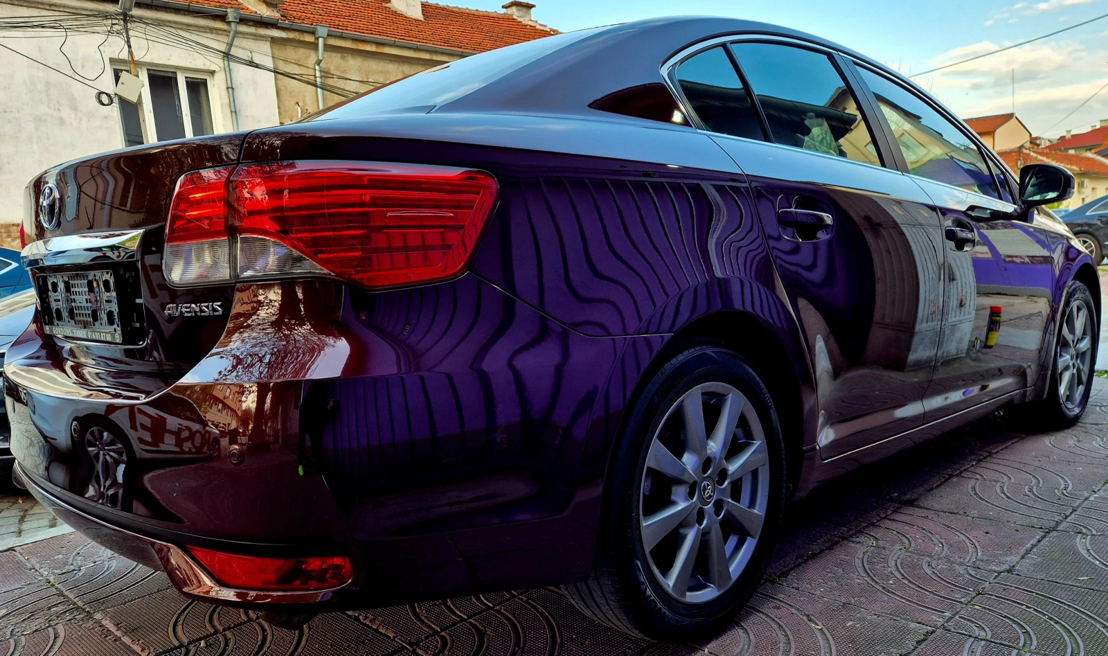 Toyota Avensis 2.0d4d-EXECUTIVE-FACELIFTнави-кожа-6скорости-japan - изображение 10