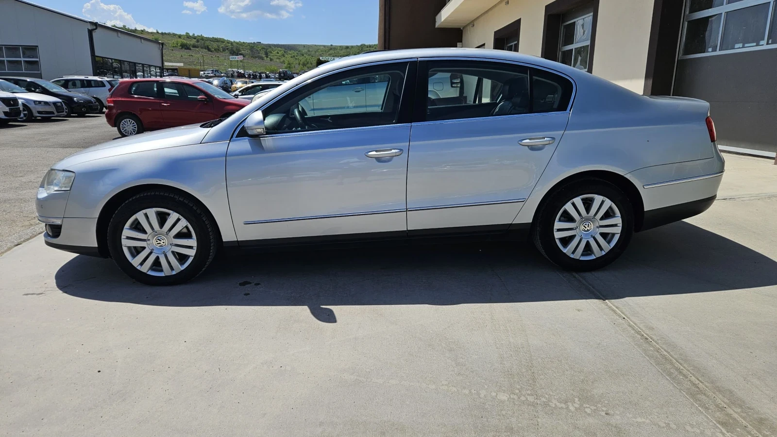 VW Passat 2.0TDI/ HIGHLINE/ АВТОМАТИК - изображение 3