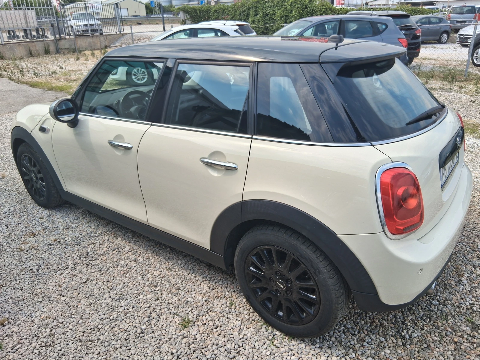 Mini Cooper 1.5 d - изображение 4