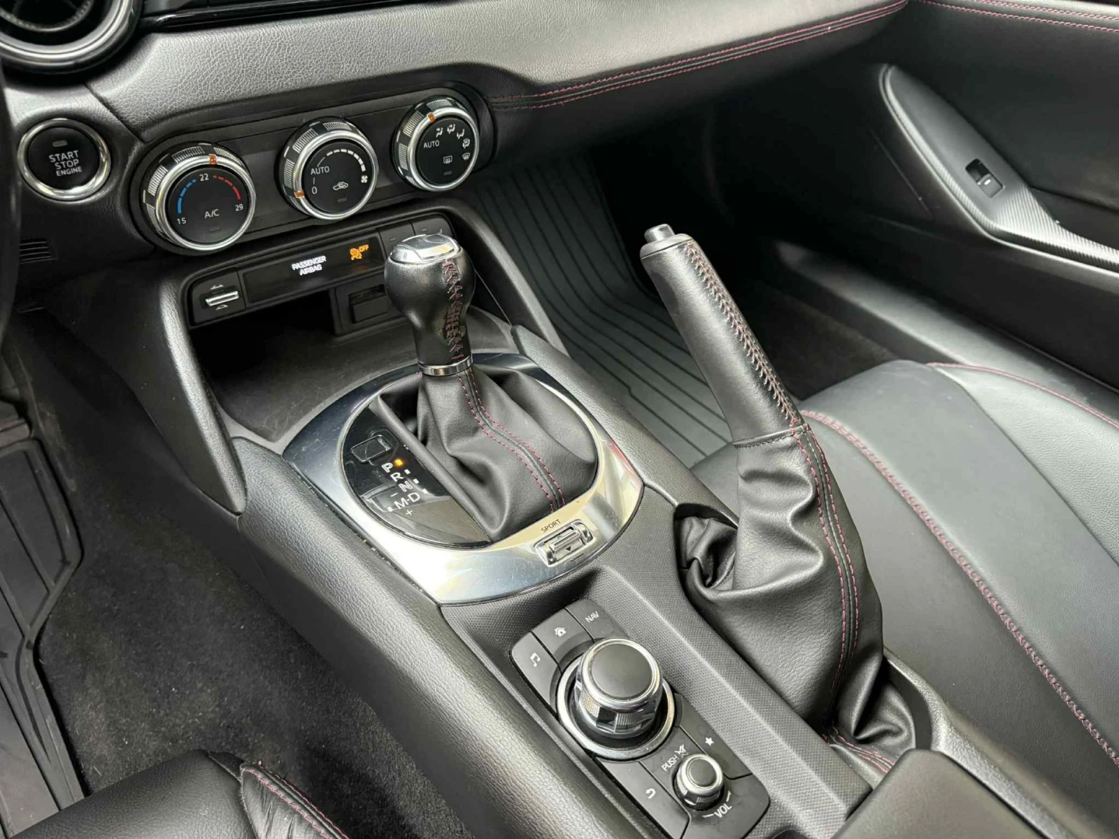 Mazda Mx-5 2.0i / АВТОМАТИК  / КАБРИО - изображение 9