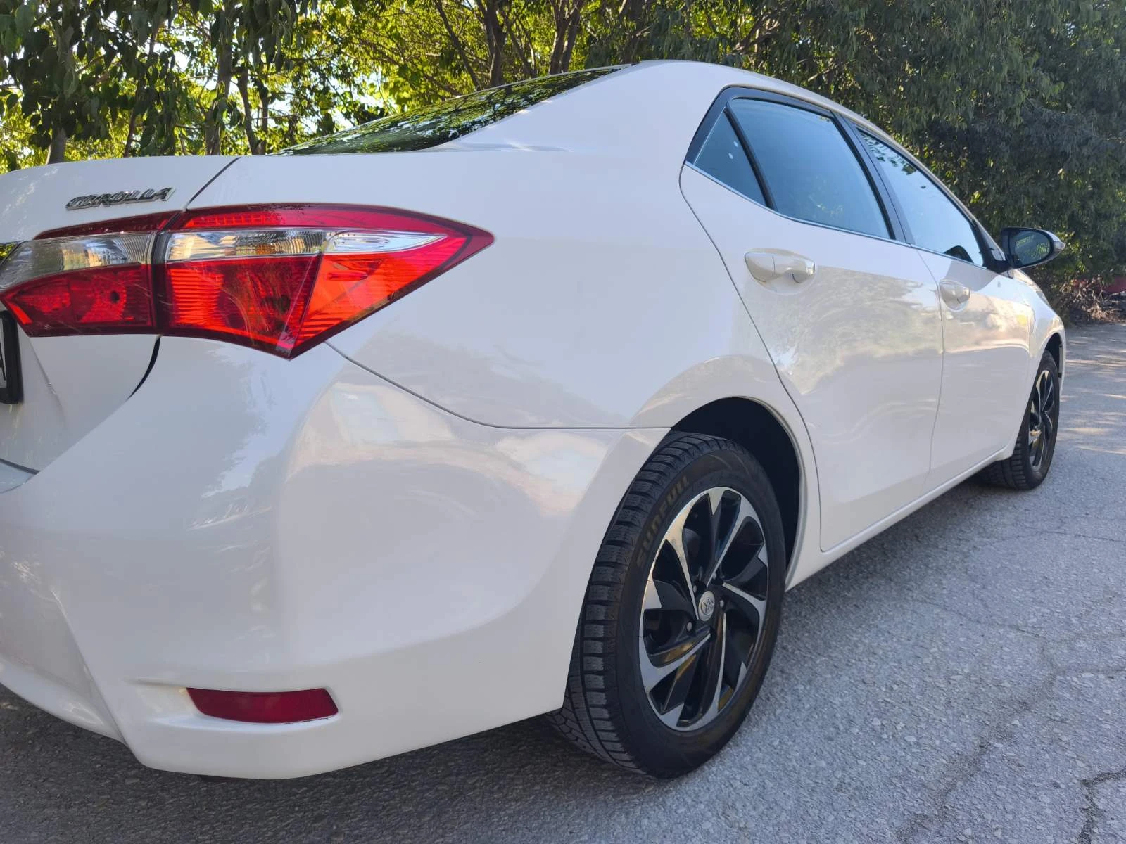 Toyota Corolla  - изображение 4