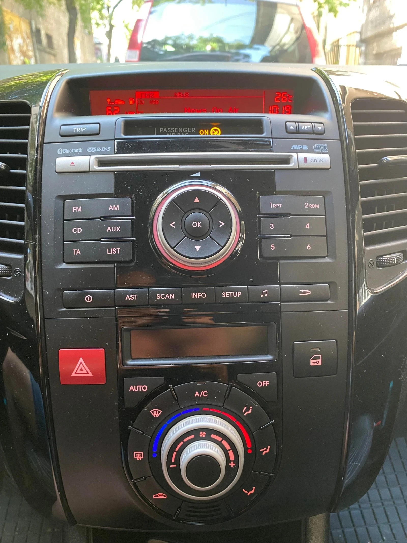 Kia Venga 1.6 D 115hp - изображение 9