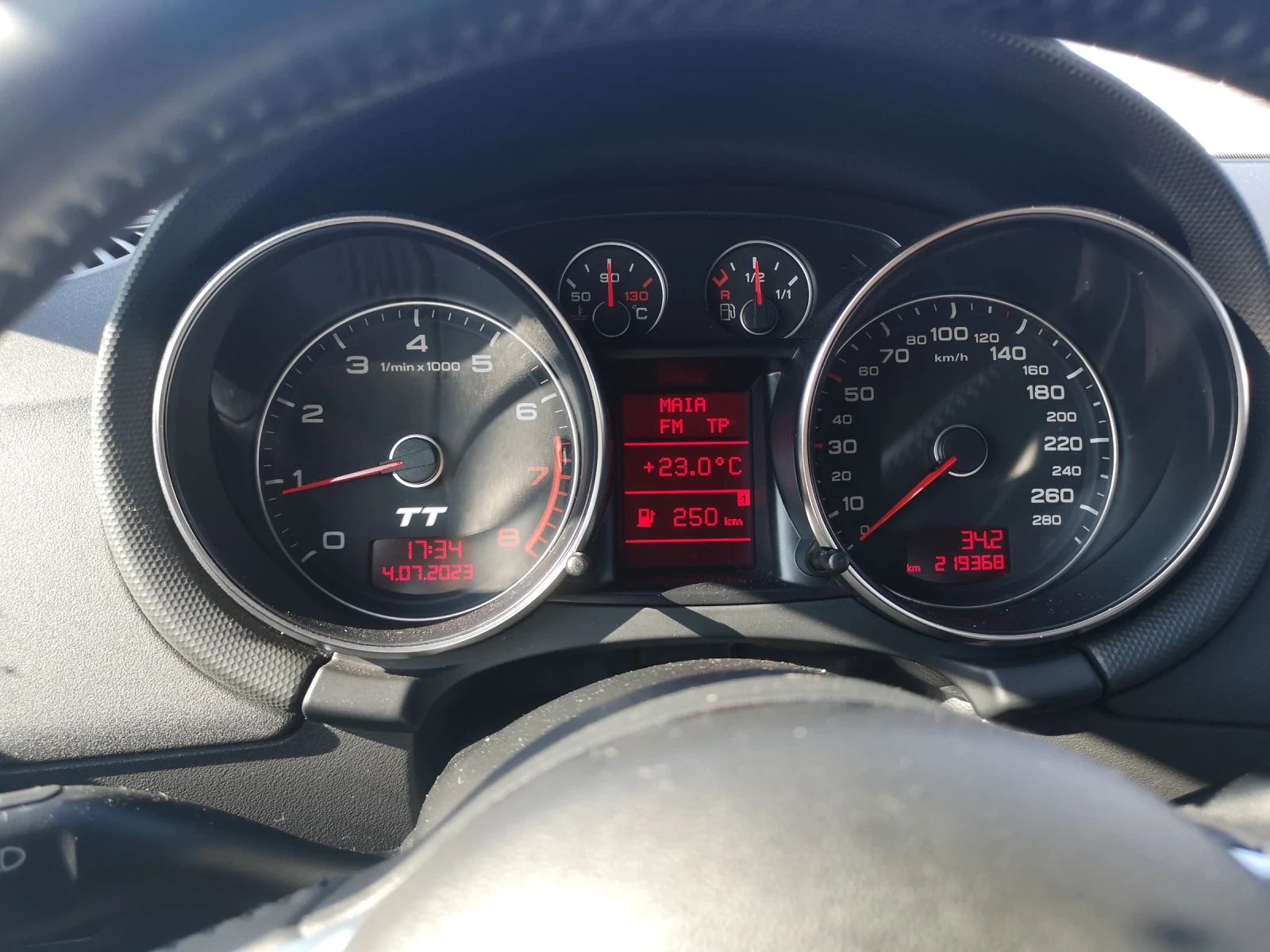 Audi Tt, снимка 8 - Автомобили и джипове - 53921678