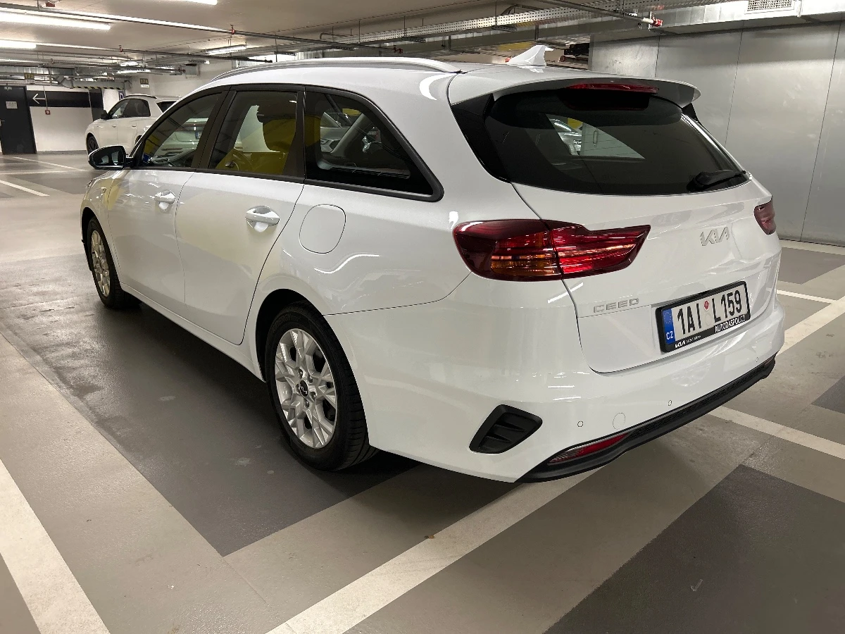 Kia Ceed 1.5 T-GDI/ Spin/ SW/ DCT/ Oчакван !, снимка 6 - Автомобили и джипове - 54019573