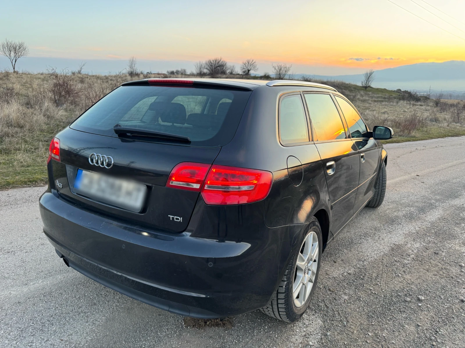 Audi A3 1.6 TDI, снимка 3 - Автомобили и джипове - 54049734