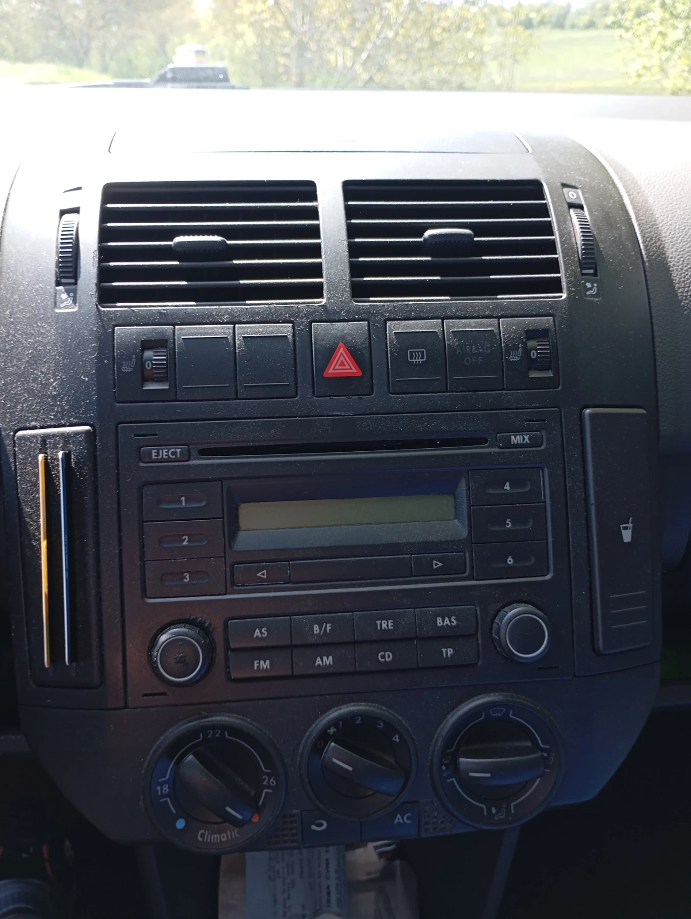 VW Polo Фейслифт, снимка 7 - Автомобили и джипове - 54416452