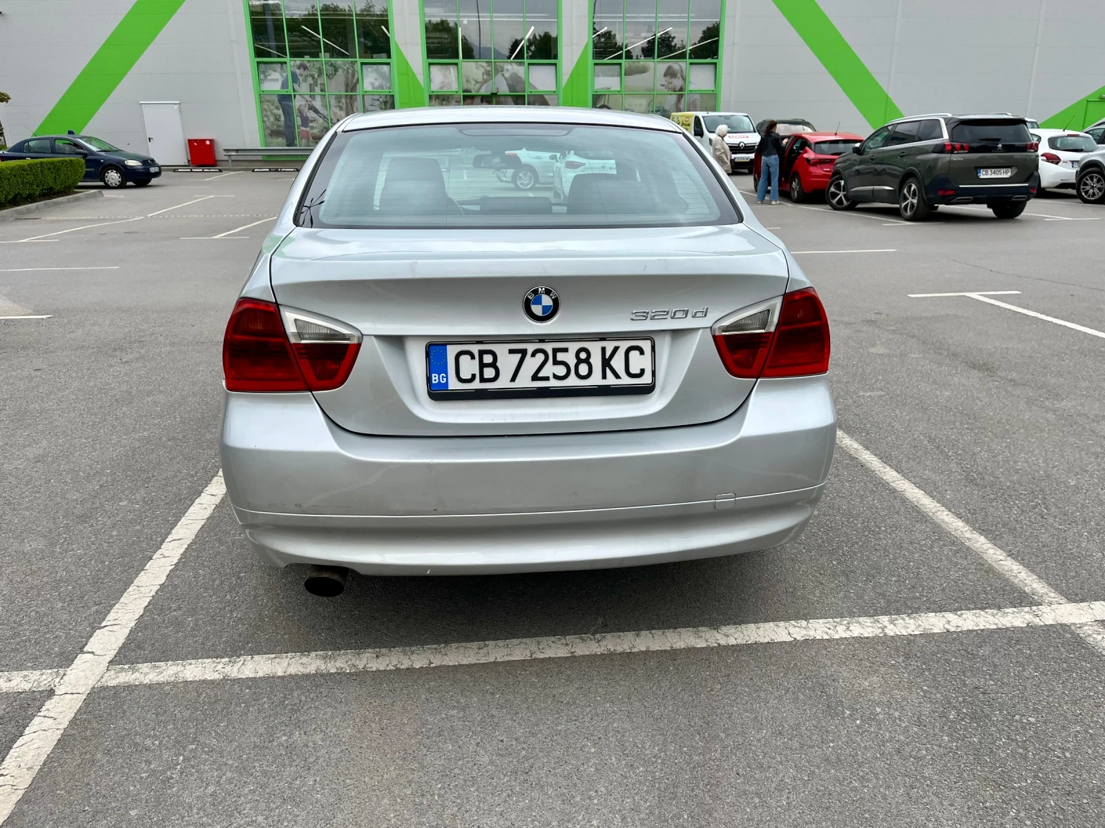 BMW 320 d, снимка 4 - Автомобили и джипове - 54453046