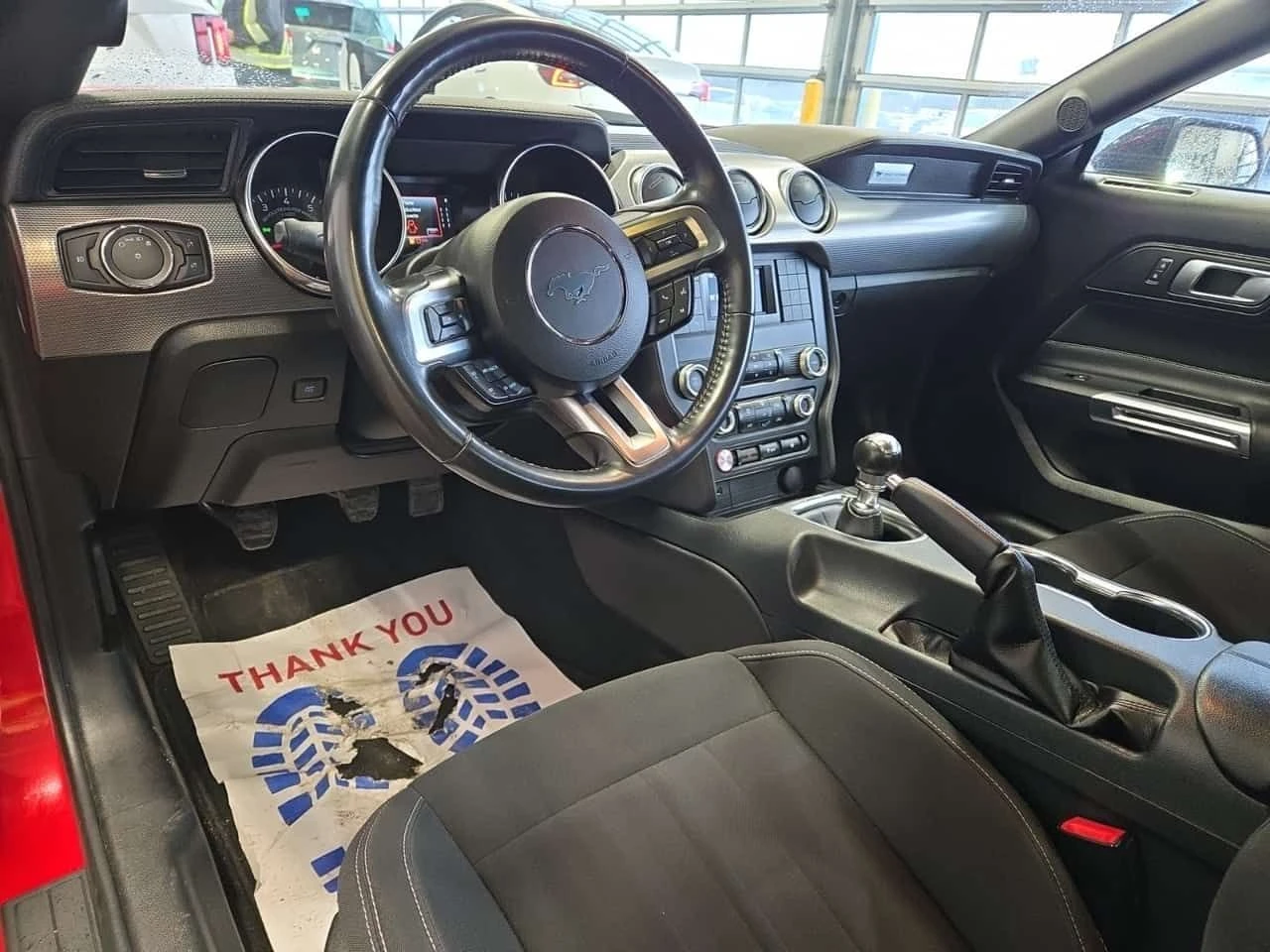 Ford Mustang GT| CARFAX| ��������������� | Mobile.bg � ����������� 10