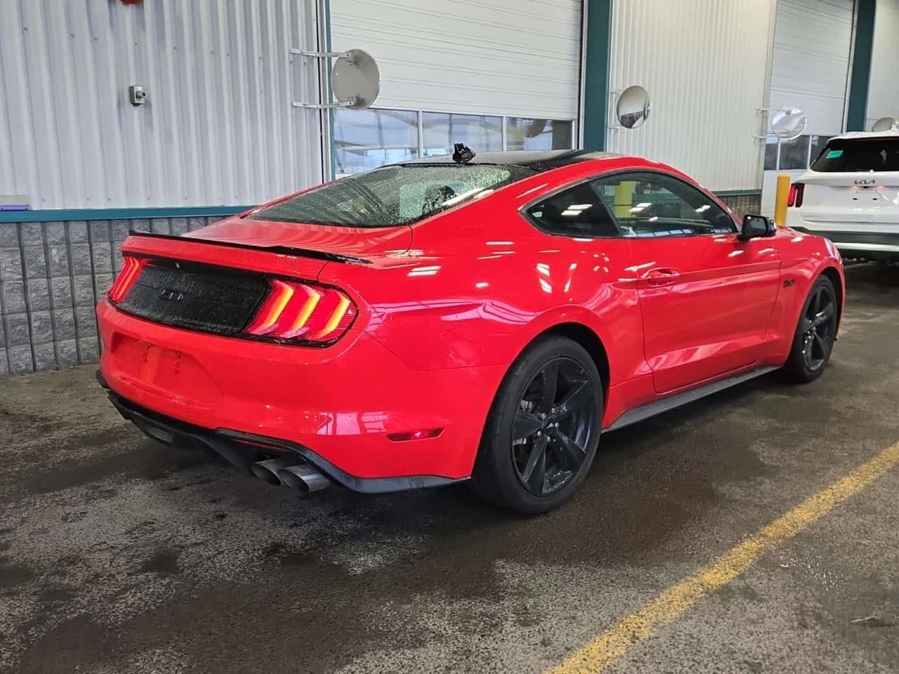 Ford Mustang GT| CARFAX| ��������������� | Mobile.bg � ����������� 3