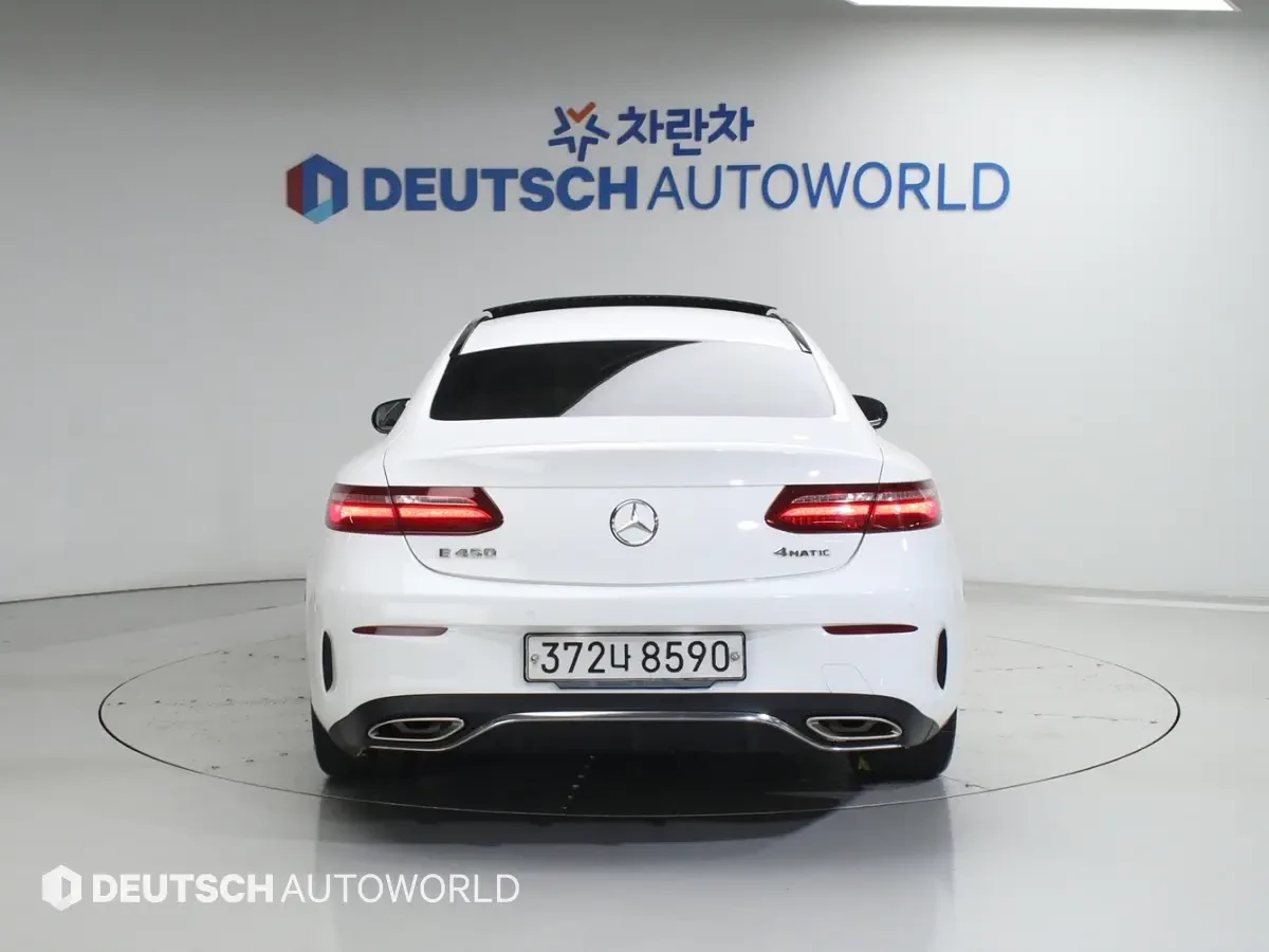 Mercedes-Benz E 450 4MATIC AMG PKG| BURMESTER| DISTRONIC| HUD| 360| ОБ, снимка 4 - Автомобили и джипове - 54870498