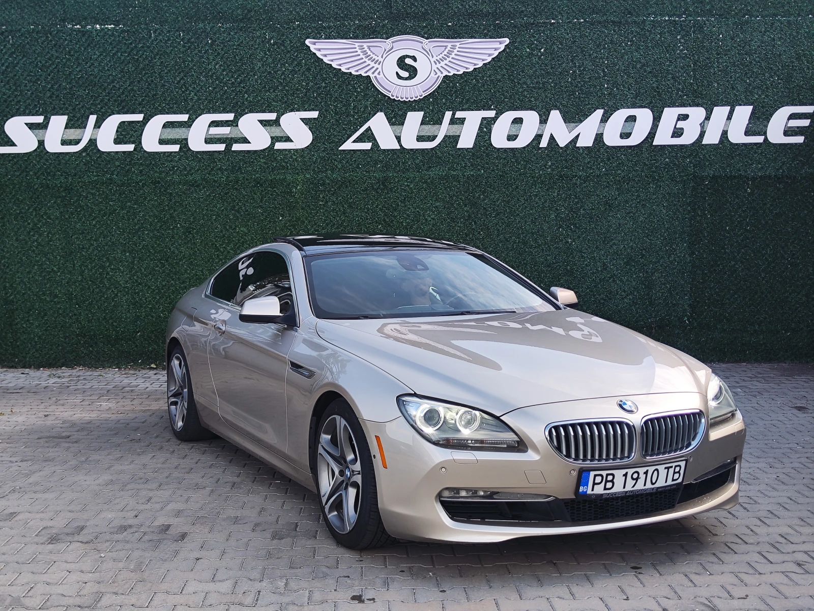 BMW 650 MPAK* B&Q* PANORAMA* PODGREV* OBDUH* 360CAM* LINEA, снимка 2 - Автомобили и джипове - 55806669