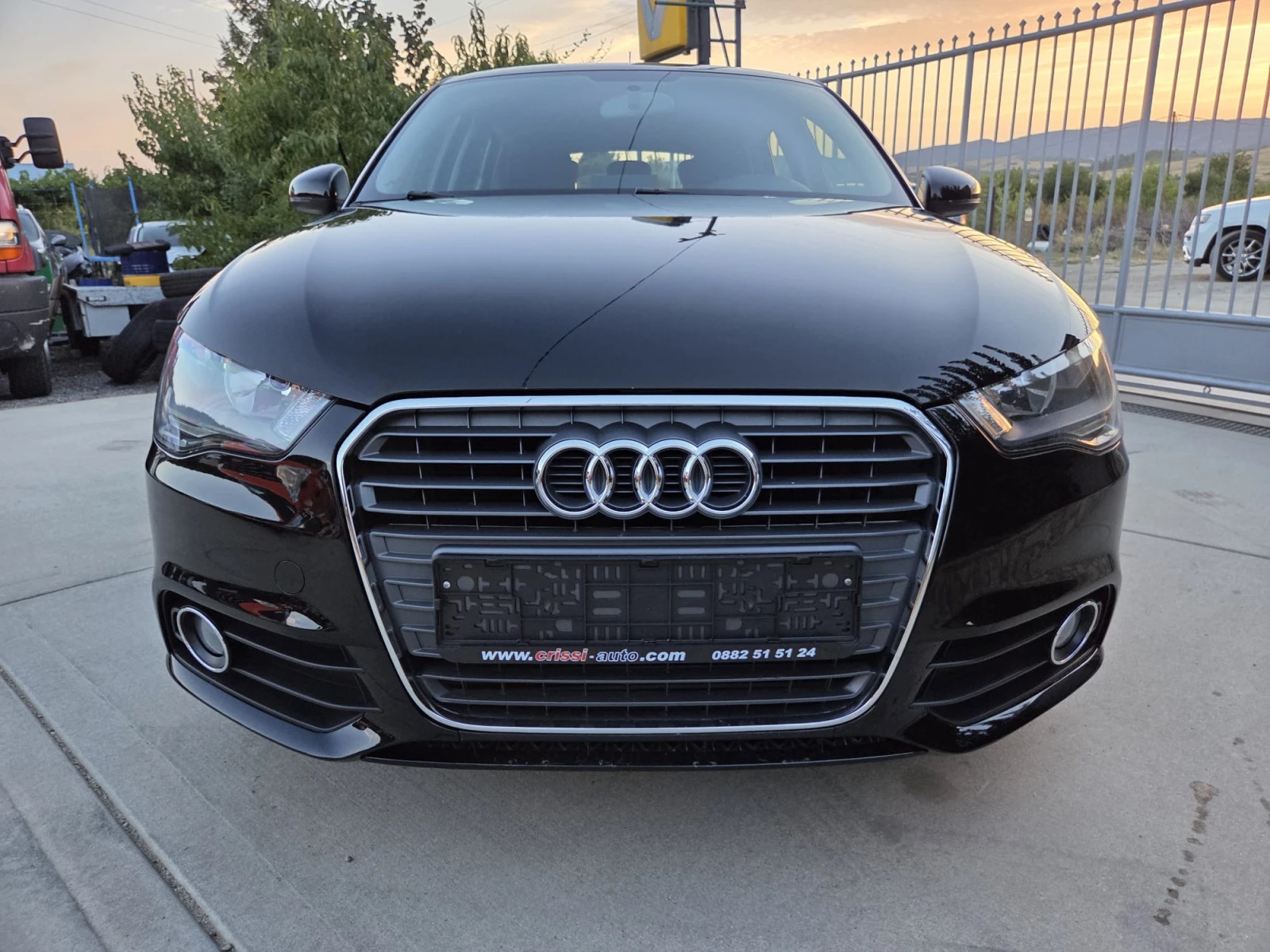 Audi A1 1.6 TDI, снимка 2 - Автомобили и джипове - 55810129