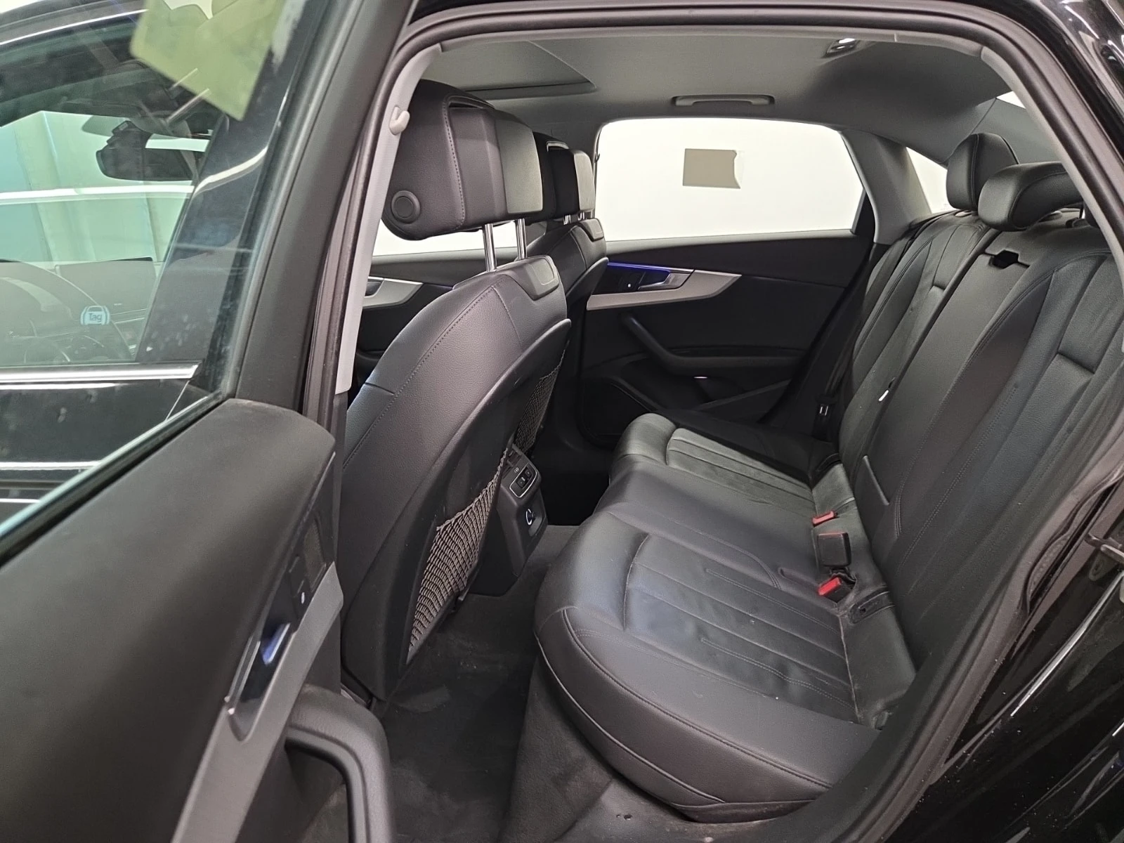 Audi A4  TECHNIK / 360 / Carfax / B&O / Ambient , снимка 12 - Автомобили и джипове - 56095960
