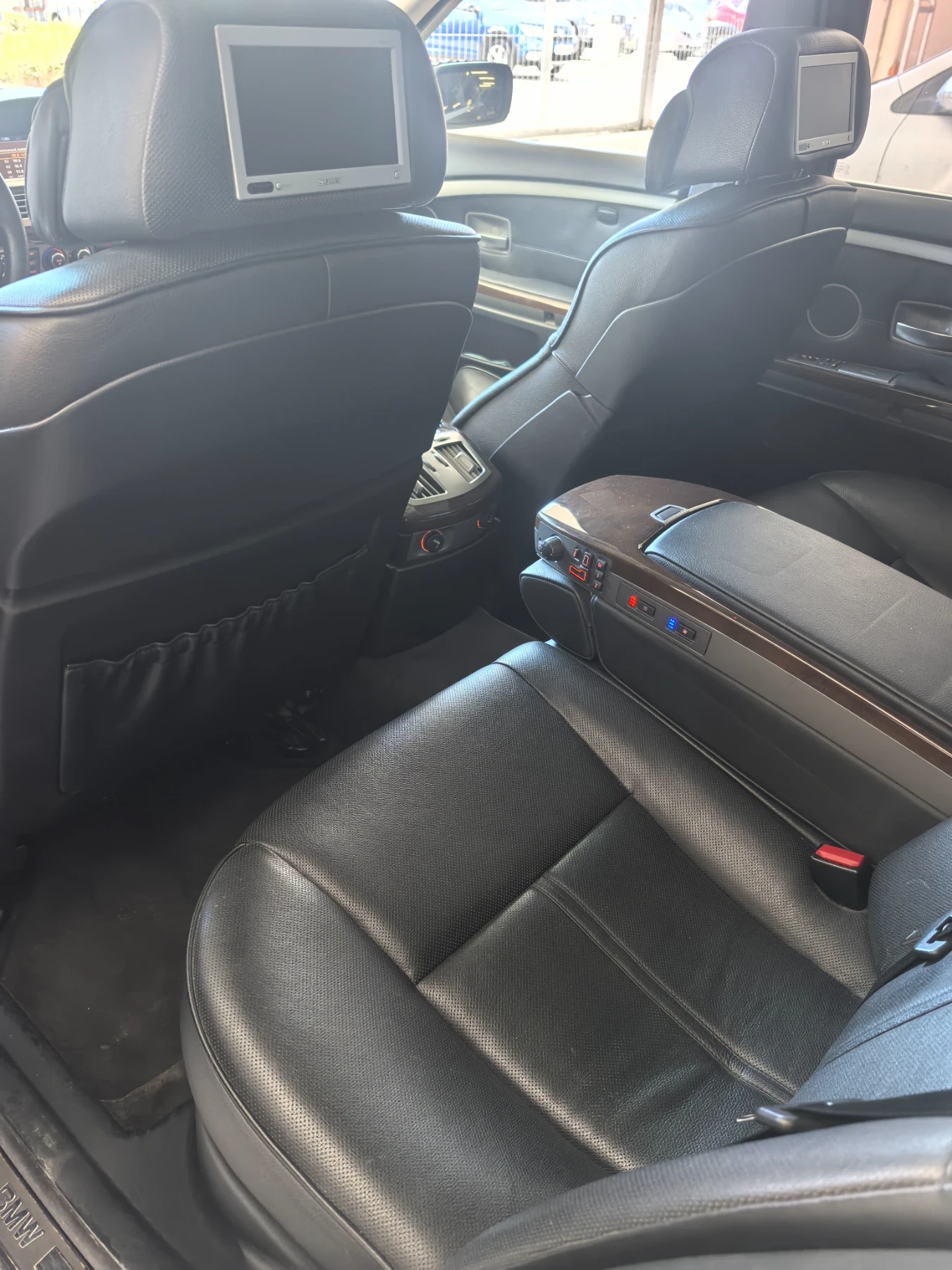 BMW 745, снимка 8 - Автомобили и джипове - 56117090