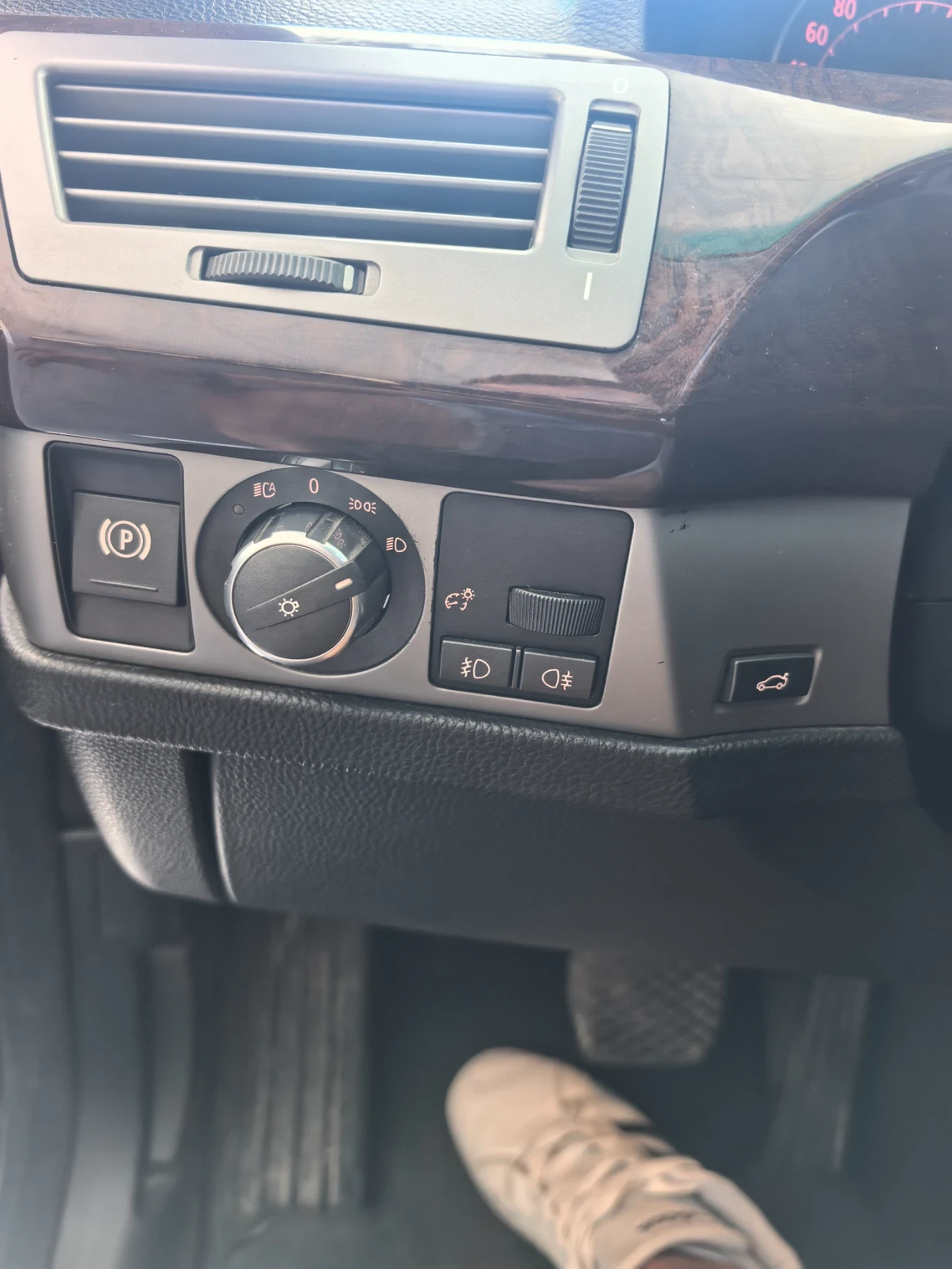 BMW 745, снимка 4 - Автомобили и джипове - 56117090