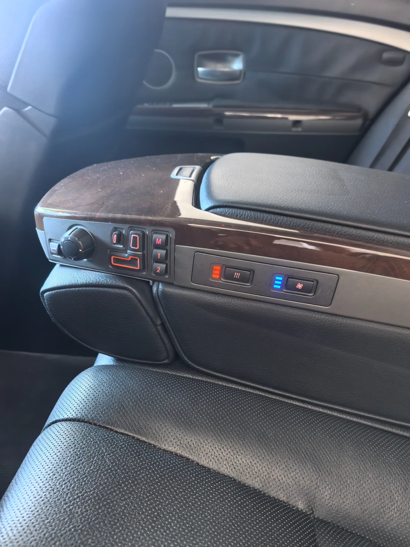 BMW 745, снимка 7 - Автомобили и джипове - 56117090