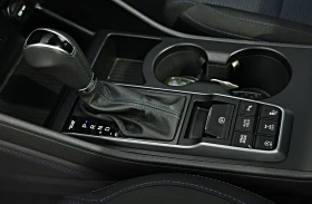 Hyundai Tucson 2.0CRDI* ПАНОРАМА* ПОДГРЕВ* КОЖА* ЕЛ.СЕДАЛК//184cv, снимка 10