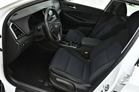 Hyundai Tucson 2.0CRDI* ПАНОРАМА* ПОДГРЕВ* КОЖА* ЕЛ.СЕДАЛК//184cv, снимка 11