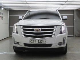 Cadillac Escalade 6.2* ЛЮК* 360* ПОДГРЕВ ВОЛАН* ЕЛ. БАГАЖНИК* КРАЙНА, снимка 2