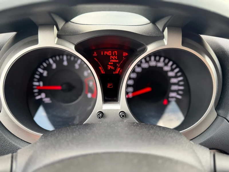 Nissan Juke 1, 6 DIG TURBO AVTOMAT, снимка 8 - Автомобили и джипове - 51019448